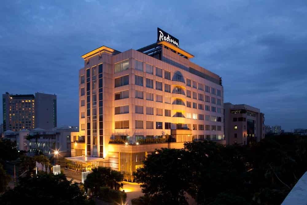 Radisson Blu Suites Gurgaon Exterior photo